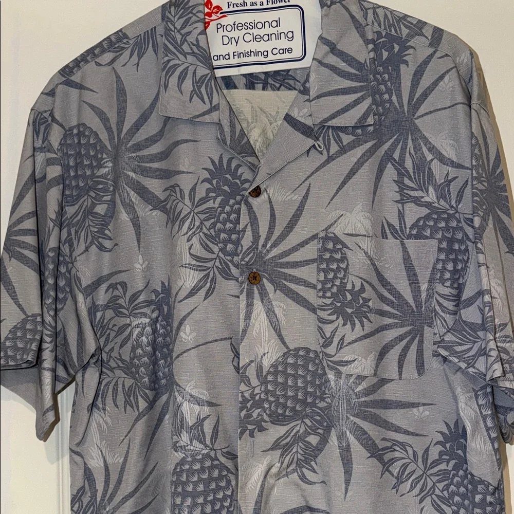 Tommy Bahama bluish-gray Hawaiian Shirt with Pineapple Print - Picture 1 of 4